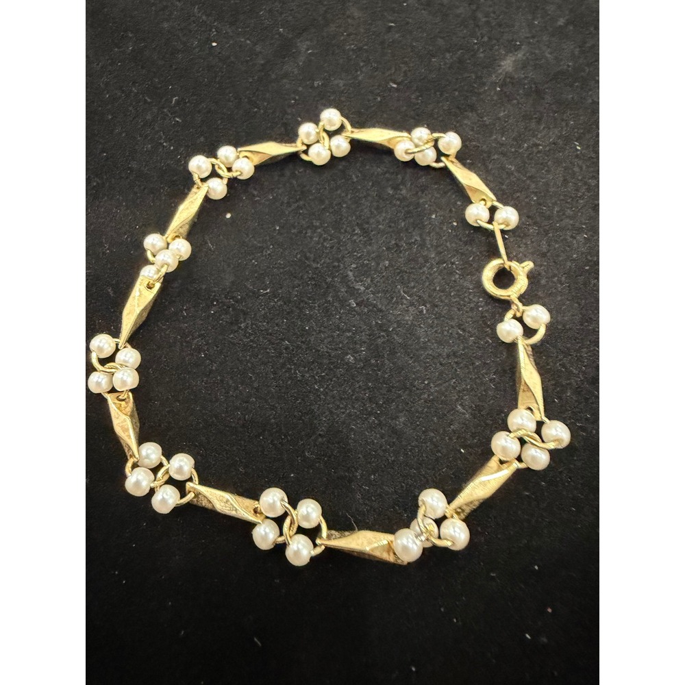 Vintage Gold Tone Faux Pearl Link Bracelet Mid Century Geometric Engraved 7.25in
